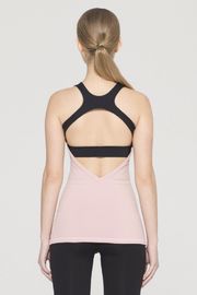 New design wholesale gym tank top back cut out detail gym apparel