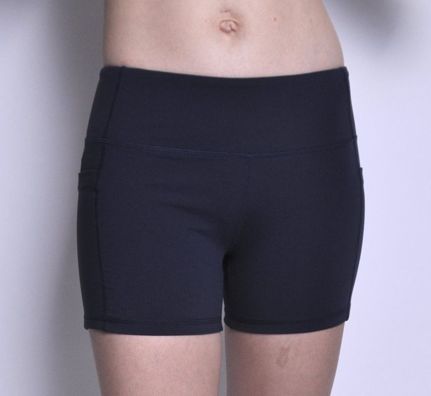 Wholesale moisture wicking shorts side pocket womens gym shorts